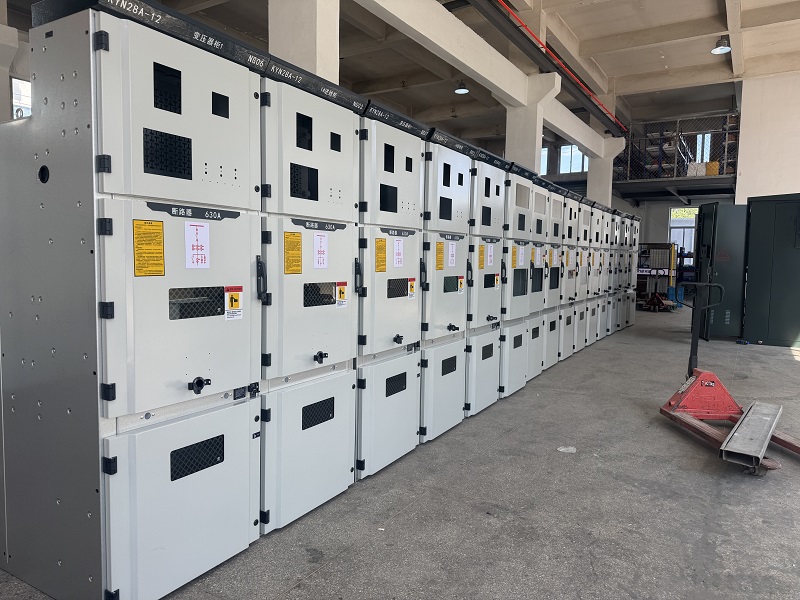 KYN28-12 (lățime de 550 mm) Aparatură de distribuție debroșabilă de interior placată cu metal